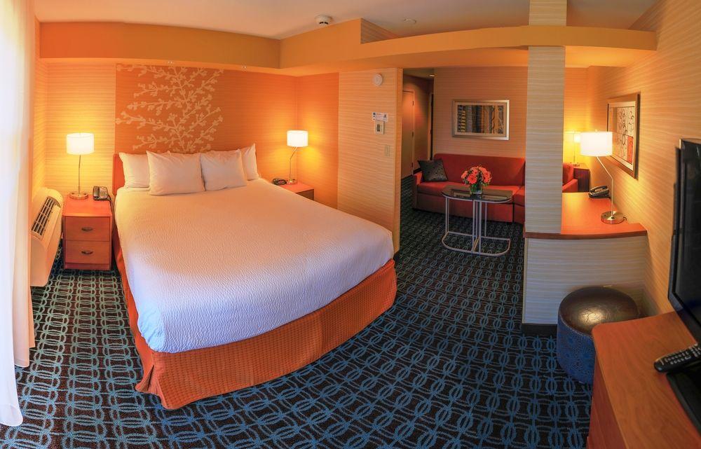 Fairfield Inn And Suites By Marriott San Jose Airport מראה חיצוני תמונה