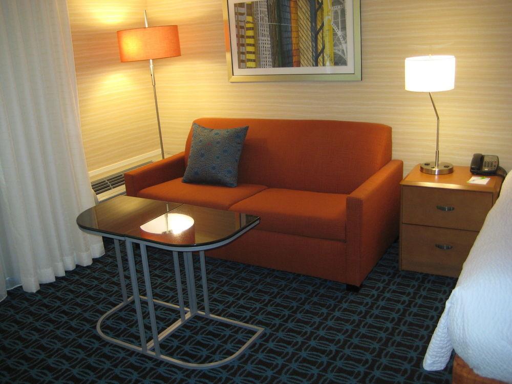 Fairfield Inn And Suites By Marriott San Jose Airport מראה חיצוני תמונה