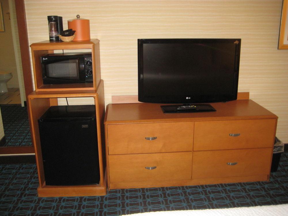 Fairfield Inn And Suites By Marriott San Jose Airport מראה חיצוני תמונה