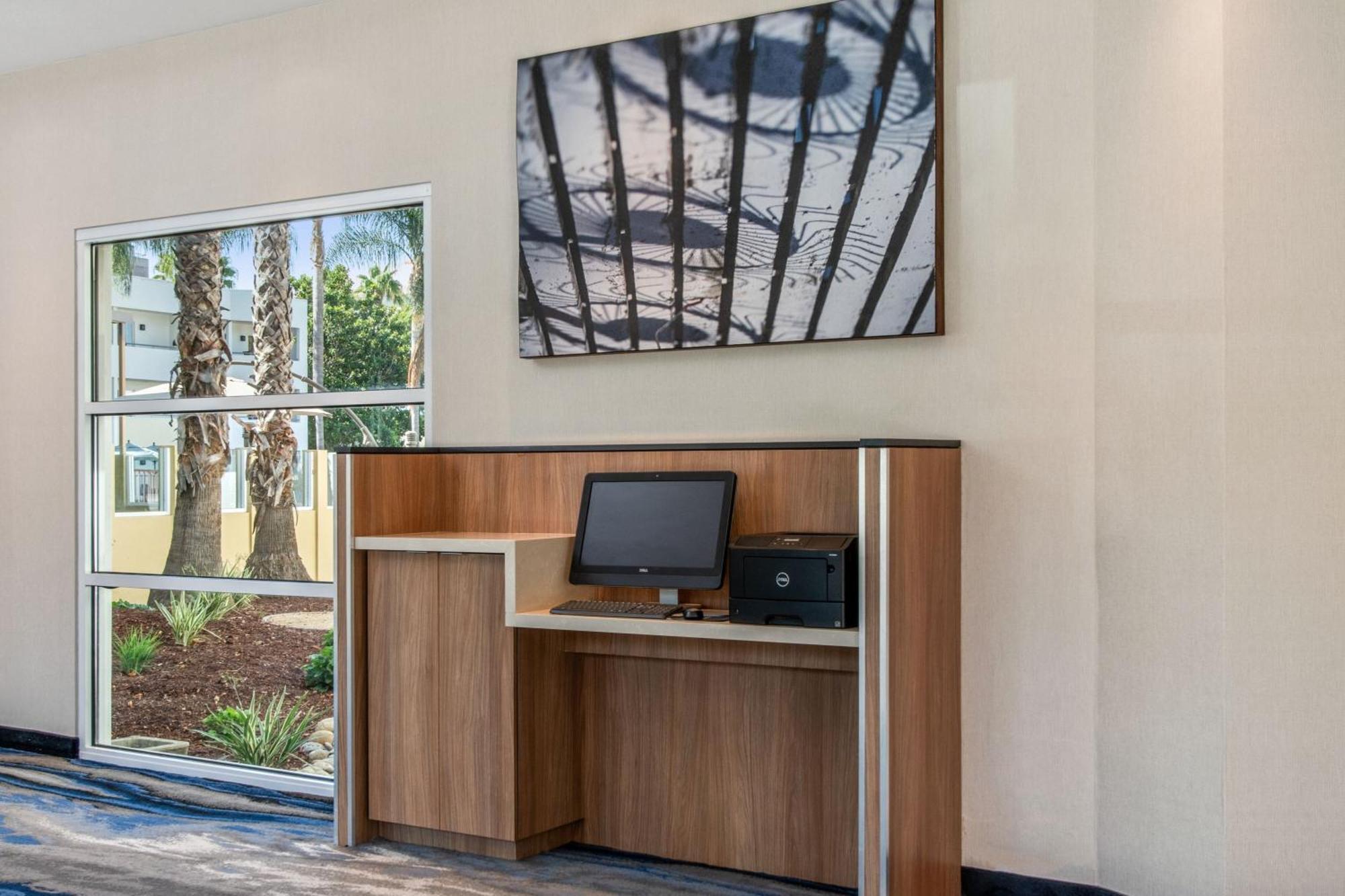 Fairfield Inn And Suites By Marriott San Jose Airport מראה חיצוני תמונה