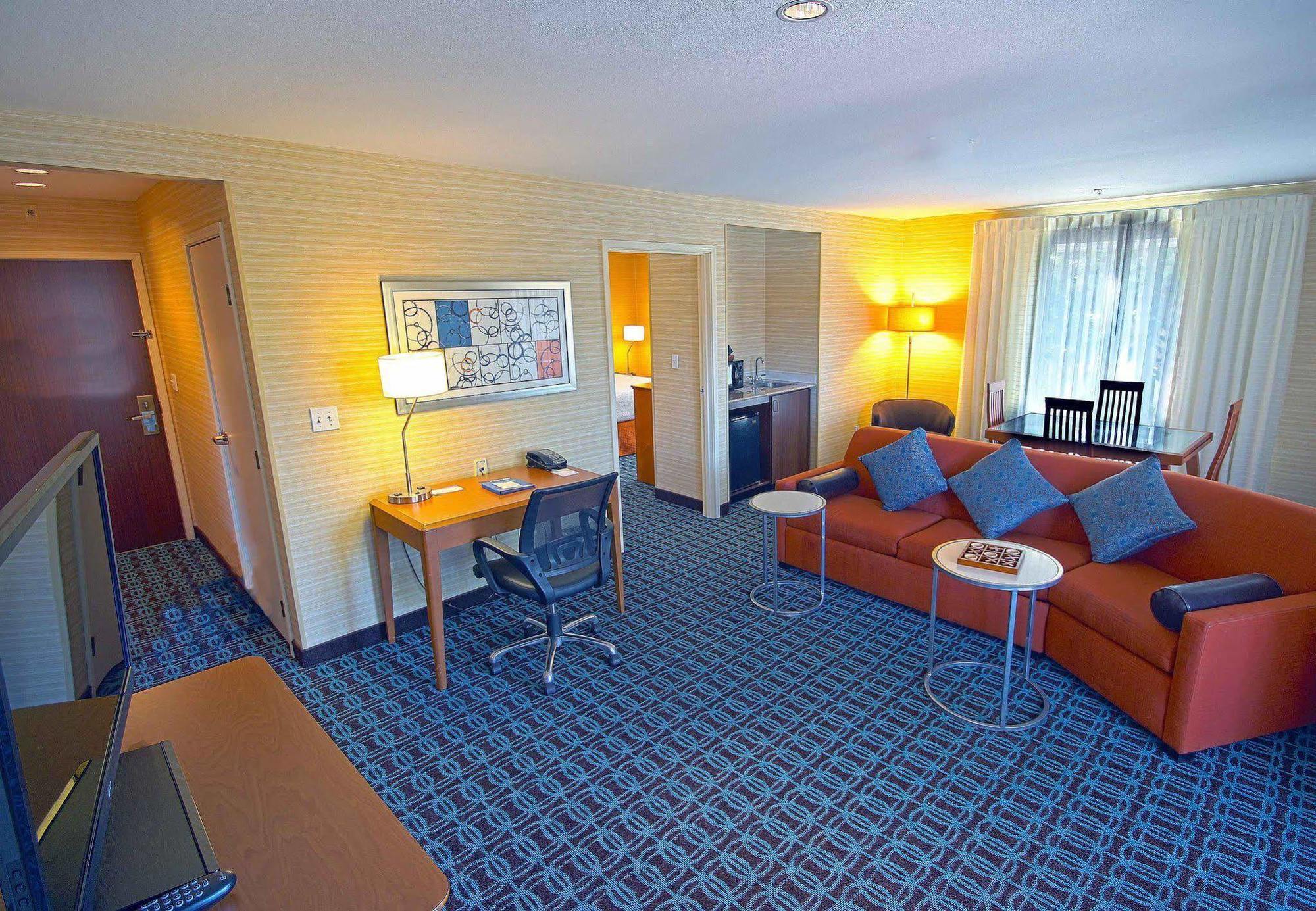Fairfield Inn And Suites By Marriott San Jose Airport מראה חיצוני תמונה