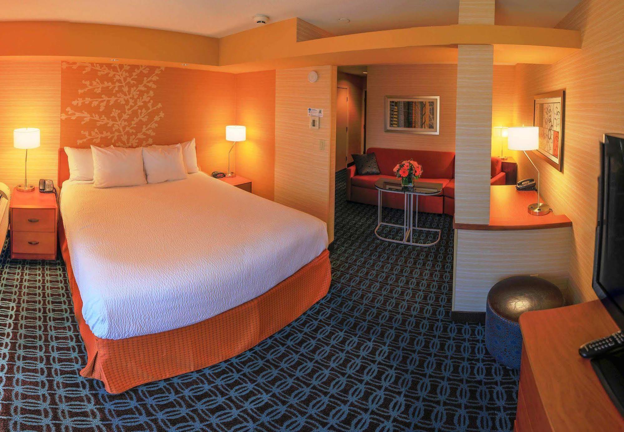 Fairfield Inn And Suites By Marriott San Jose Airport מראה חיצוני תמונה